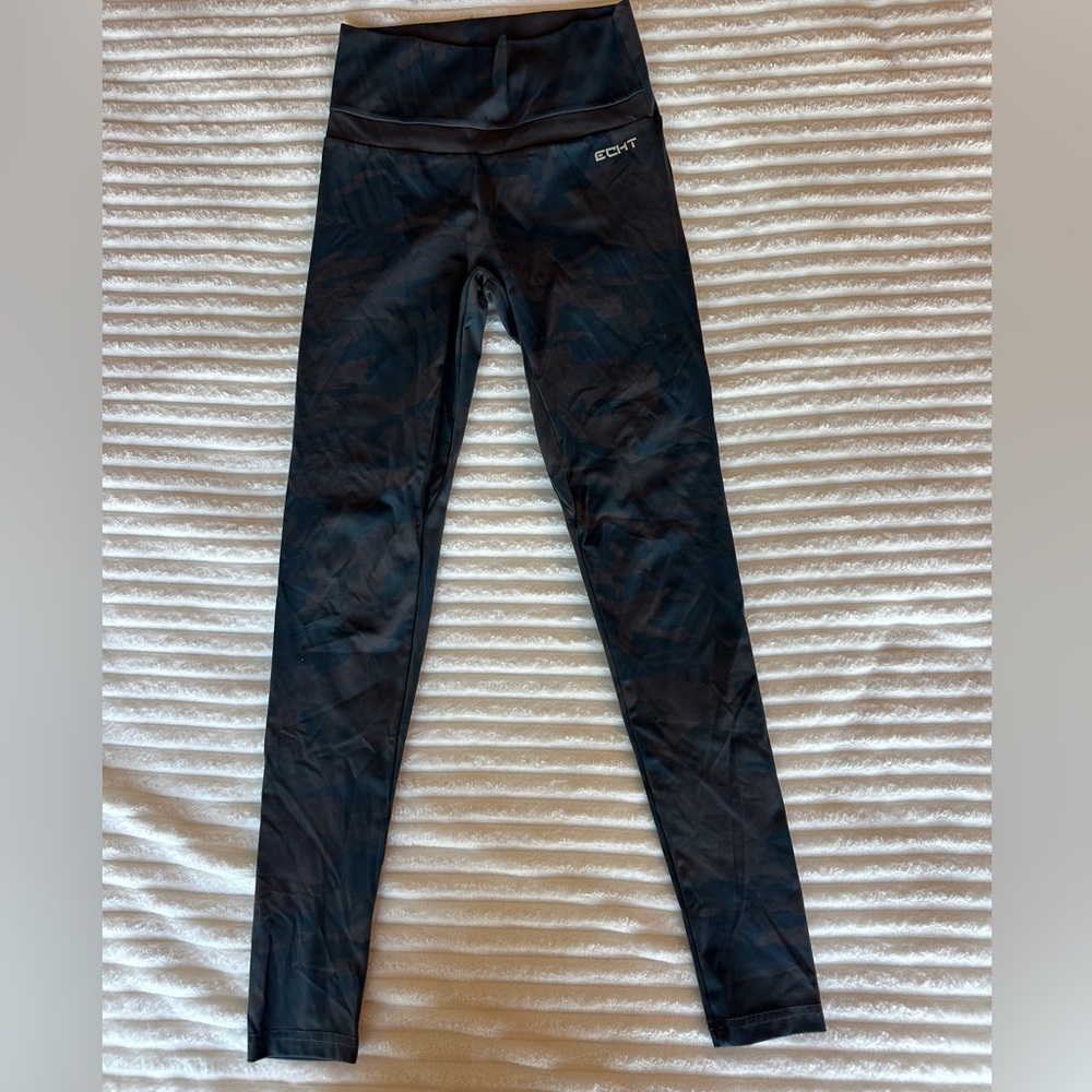 ECHT Black and Blue Camo Patterned Women's Leggings